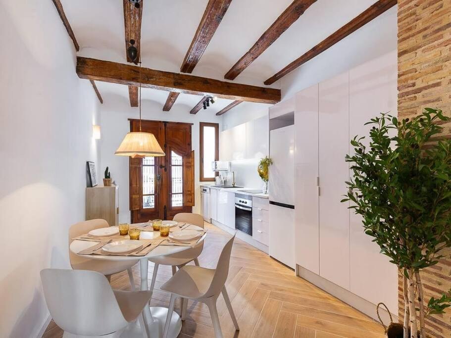 Appartamento Beautiful Restored House With Terrace Valenza
